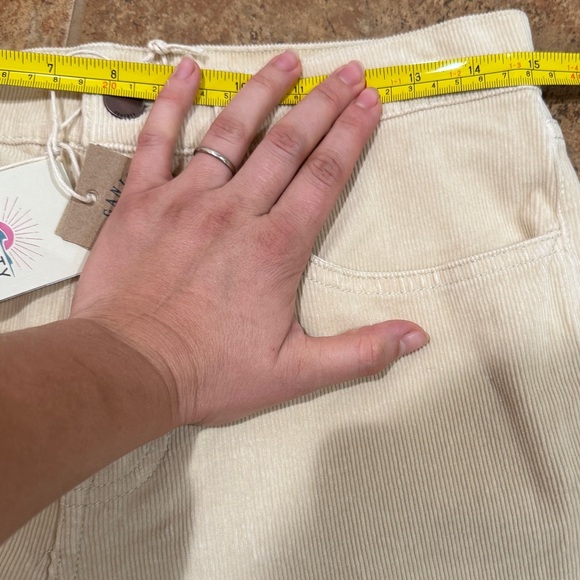 New Faherty Womens Softstretch Corduroy Flare Pants Sz 29 Fall Capsule Staple - Picture 2 of 10